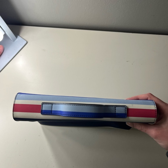 Kate Spade makeup bag - Picture 7 of 12